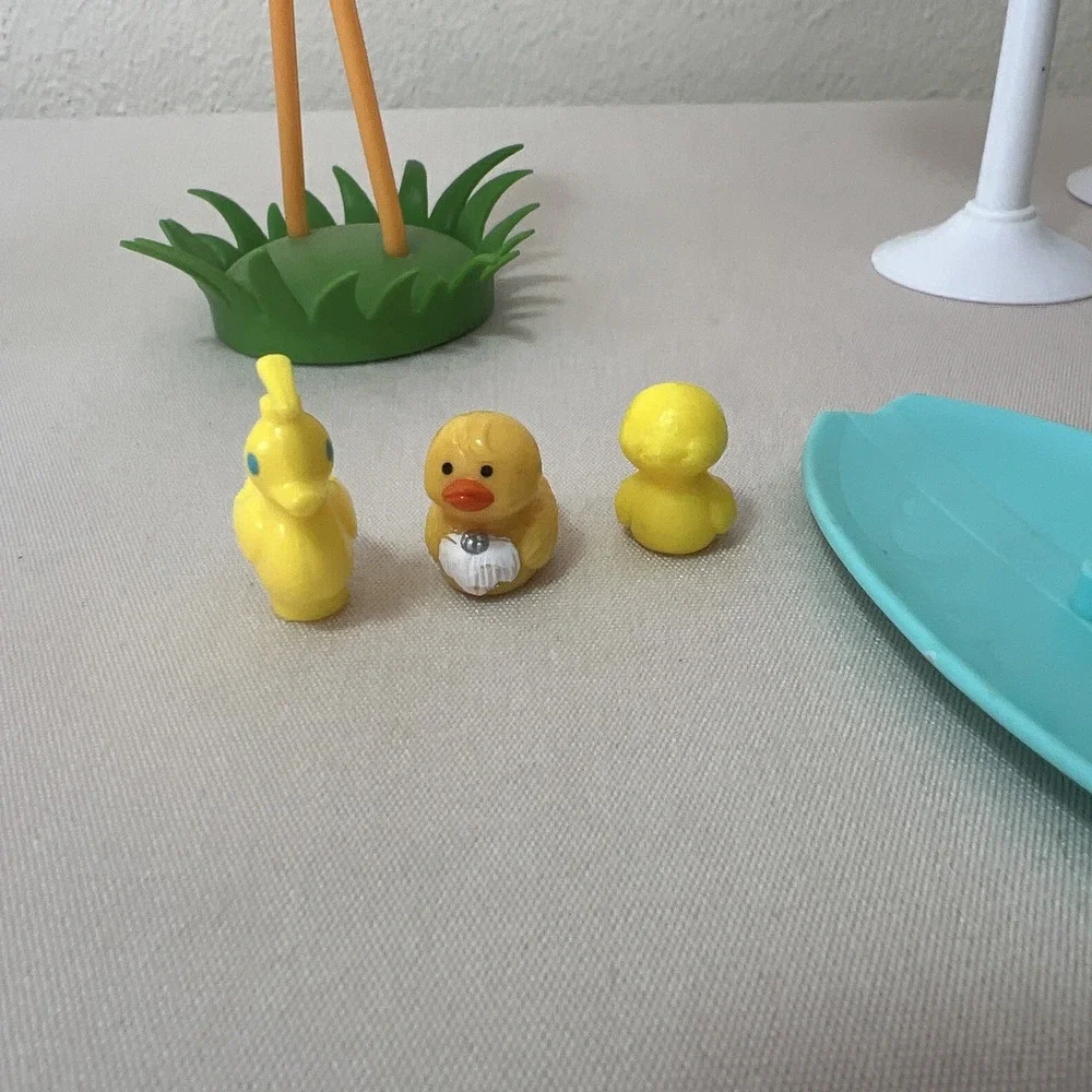 Mattel Barbie Dream Patio Table Diving Board Dolphins Flamingo w/ Pool